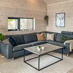 4 Bedroom In Semesterbostad