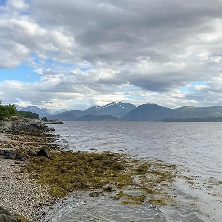 Tatil Evi Cozy Home In Stangvik With House Sea View