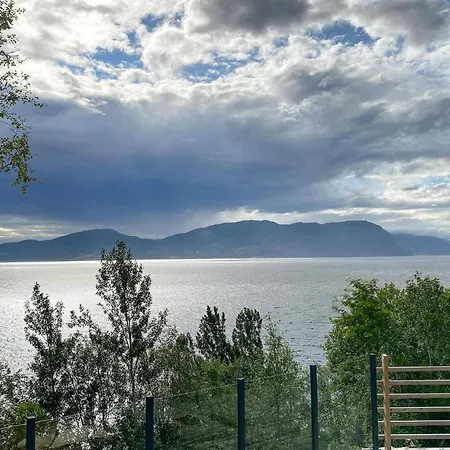 Tatil Evi Cozy Home In Stangvik With House Sea View Stangvik